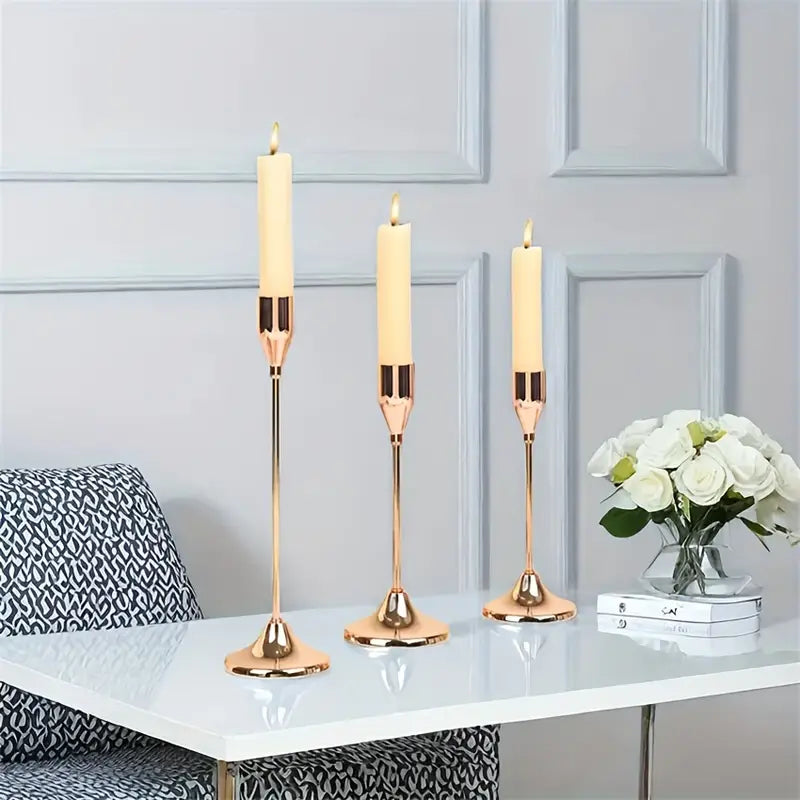 Castiçais de Vela Luxury Dourado 3 Peças - Razu