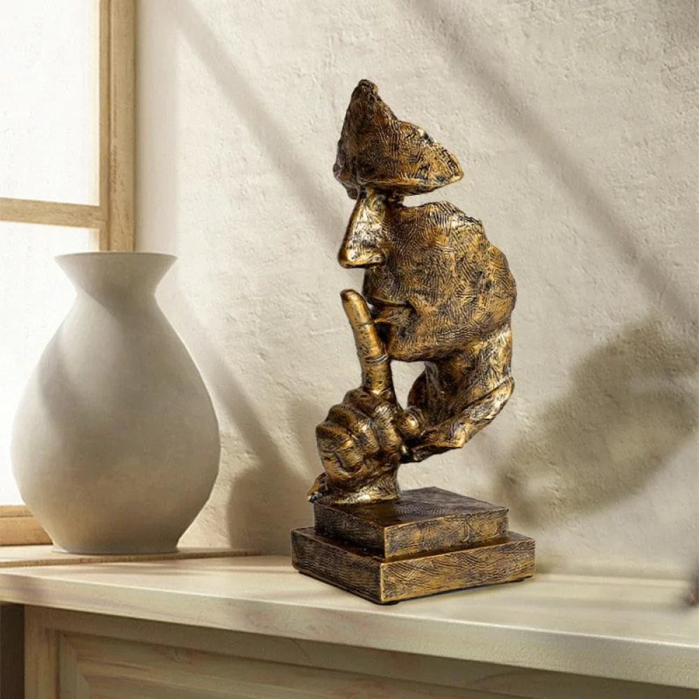 Escultura "Silêncio Vale Ouro" - Razu