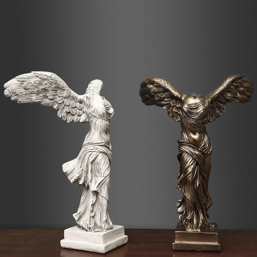 Escultura Nórdica Vitória Alada - Razu