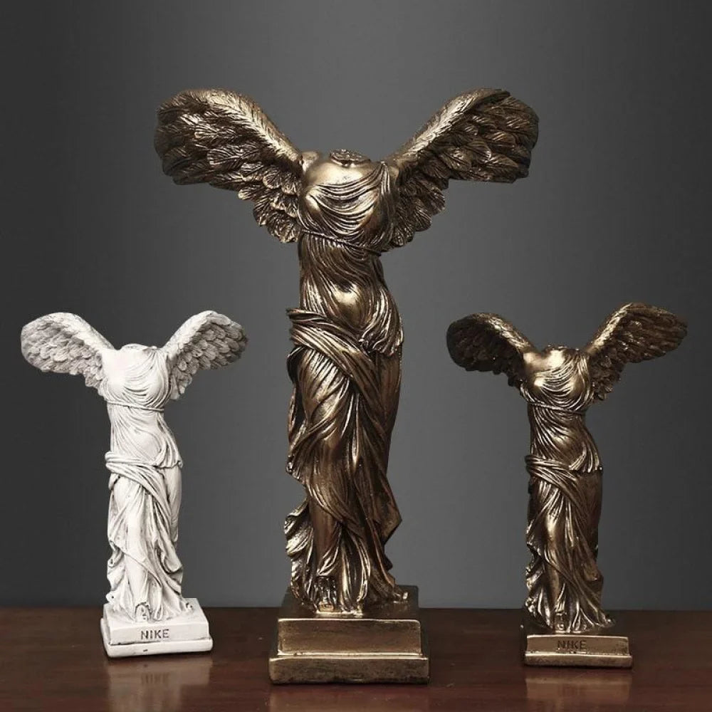 Escultura Nórdica Vitória Alada - Razu